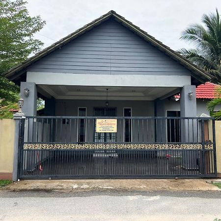Relaxs Homestay Kota Bharu Eksteriør bilde